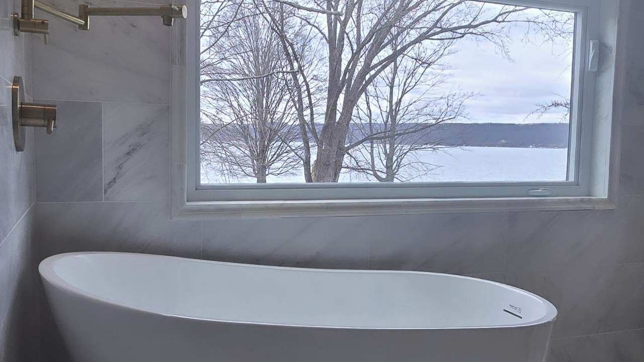 Photo of Bedroom in Valois