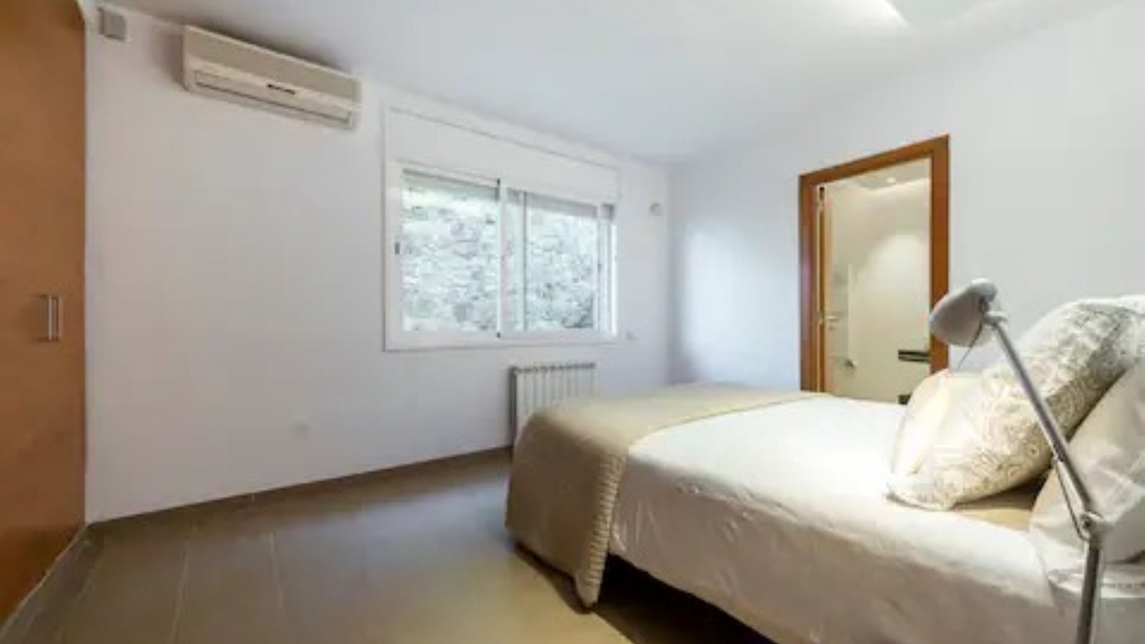 Photo of Bedroom in Badalona