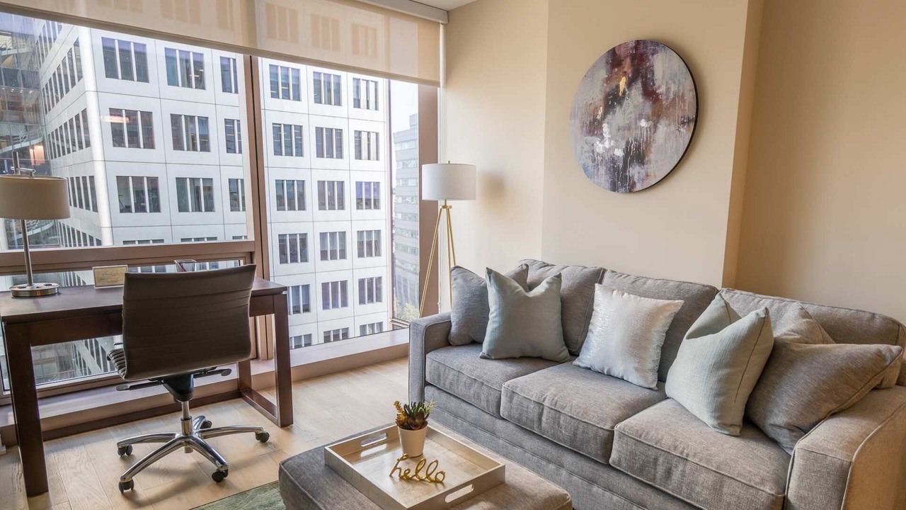 Photo of Livingroom in Downtown