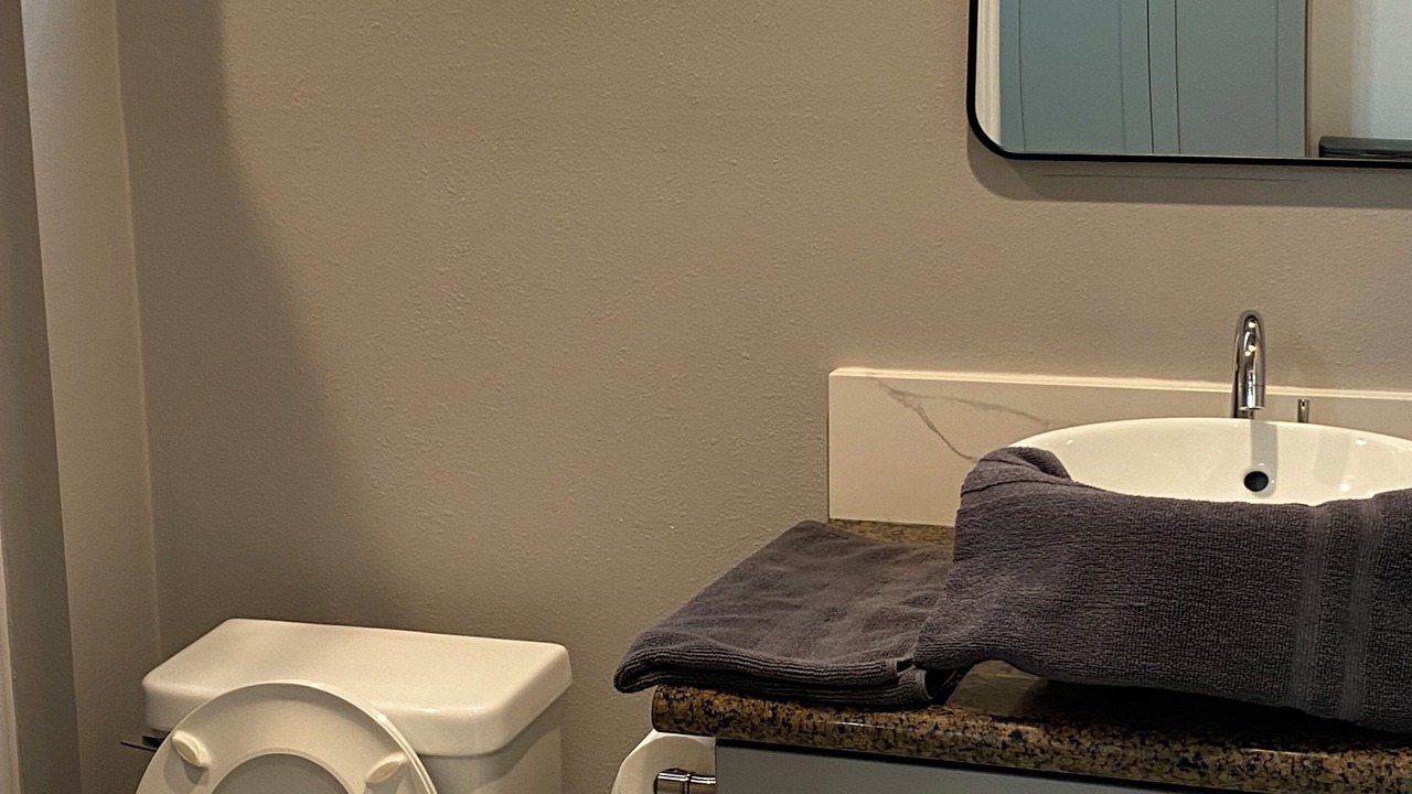 Photo of Bathroom in Southwest Anaheim