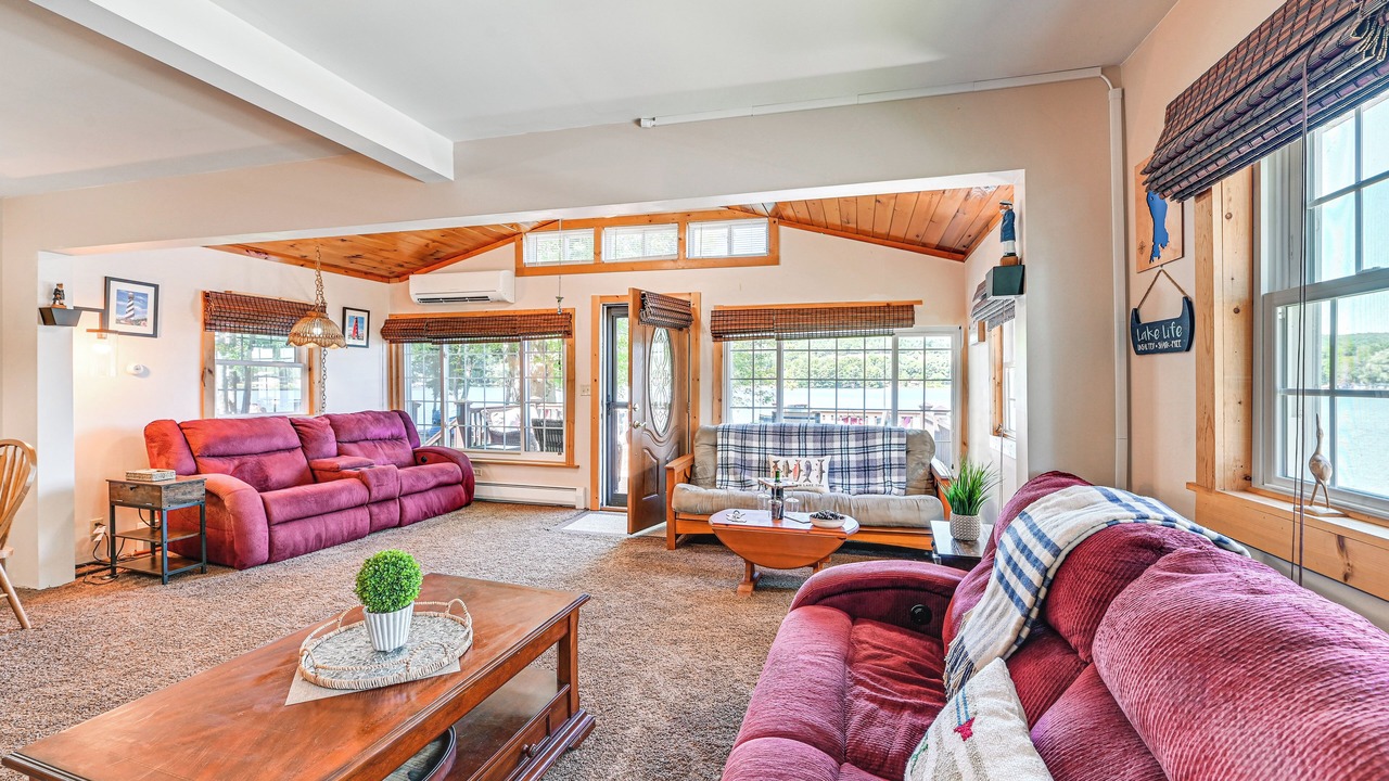 Photo of Livingroom in Bradford