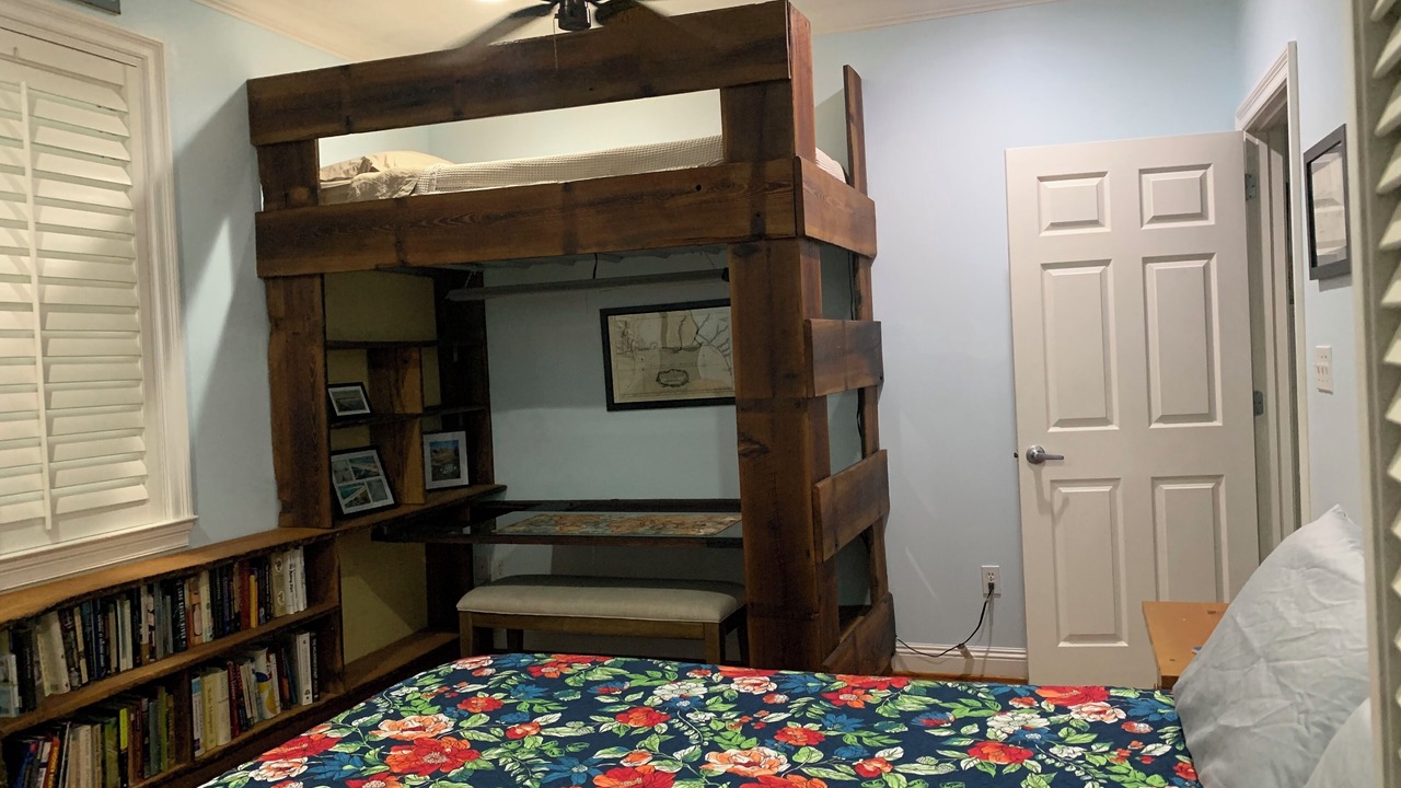 Photo of Bedroom in Fort Walton Beach