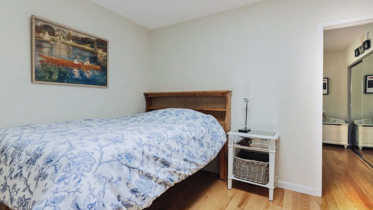 Photo of Bedroom in Central Malibu