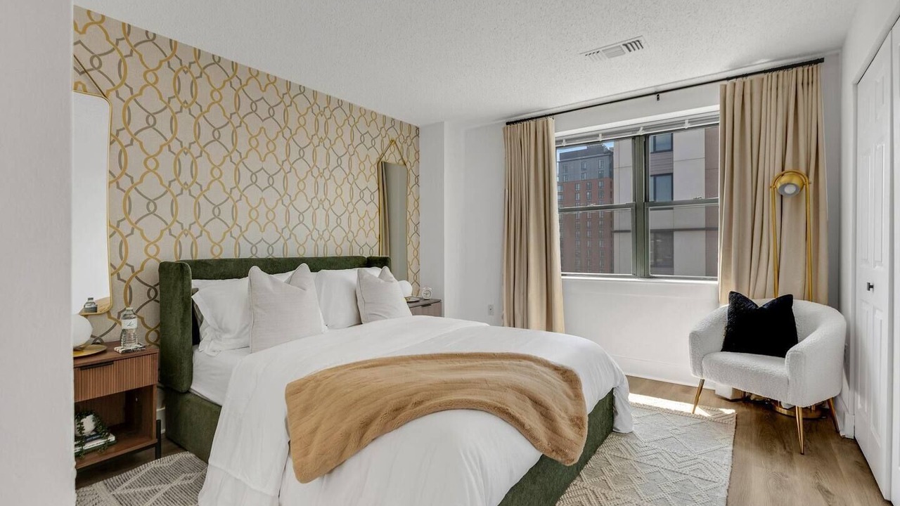 Photo of Bedroom in Downtown