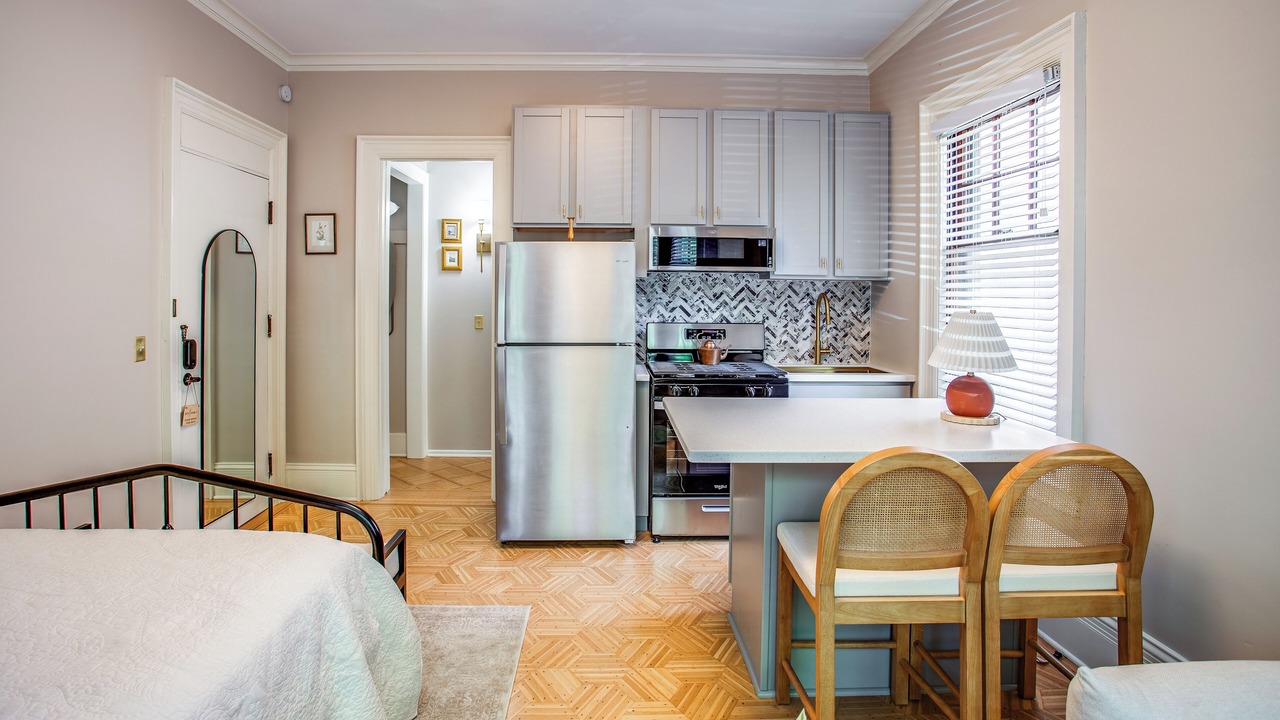 Photo of Bedroom in East Avenue