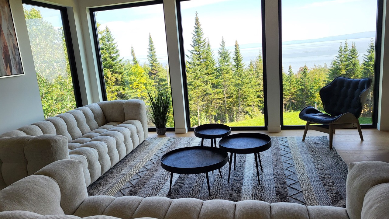 Photo of Livingroom in Petite-Riviere-Saint-Francois