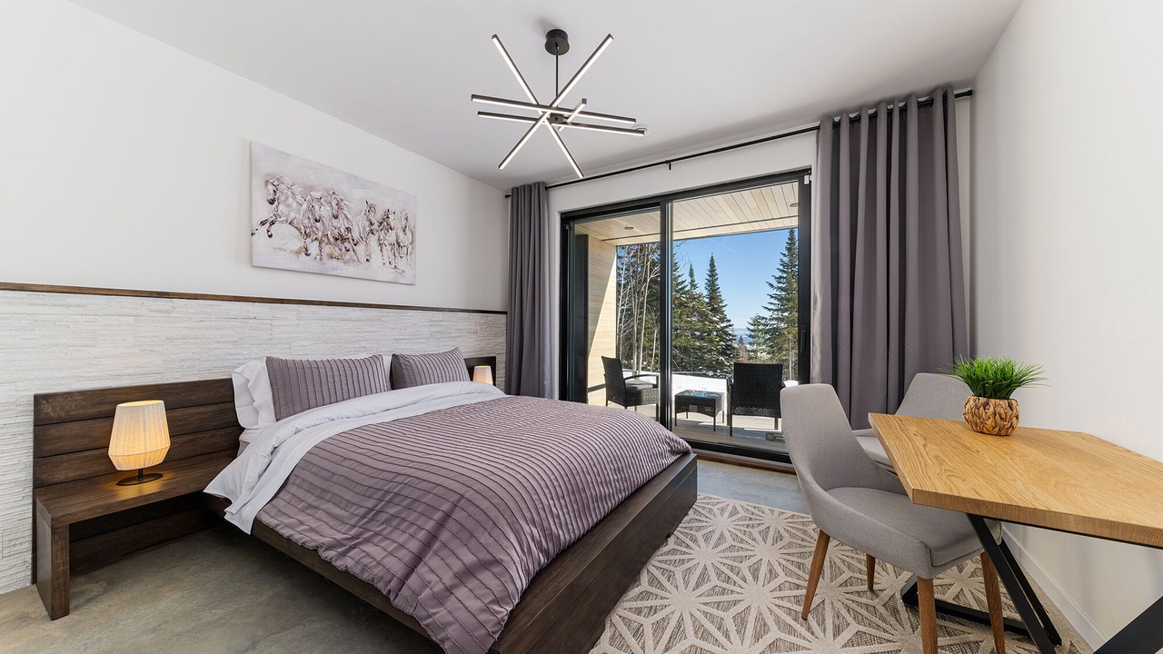 Photo of Bedroom in Petite-Riviere-Saint-Francois