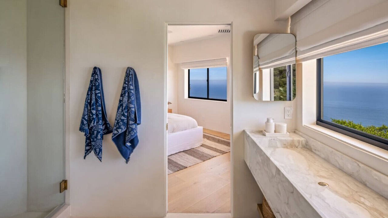 Photo of Bedroom in Western Malibu