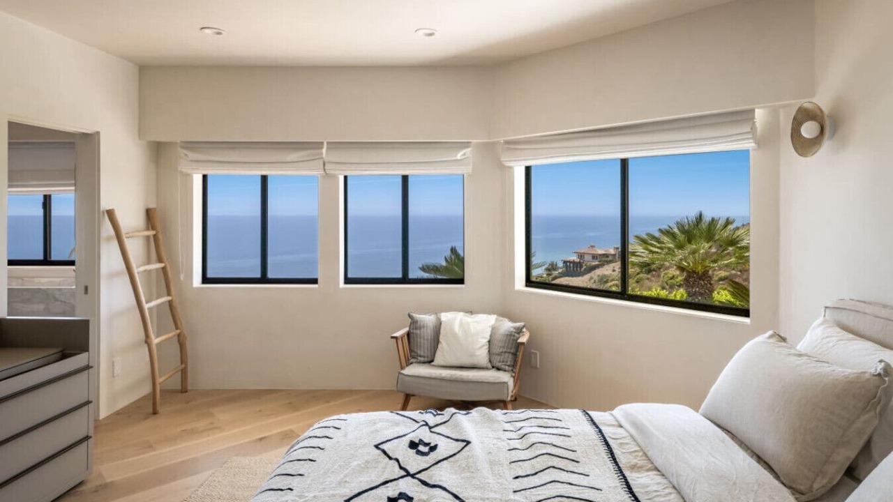 Photo of Bedroom in Western Malibu