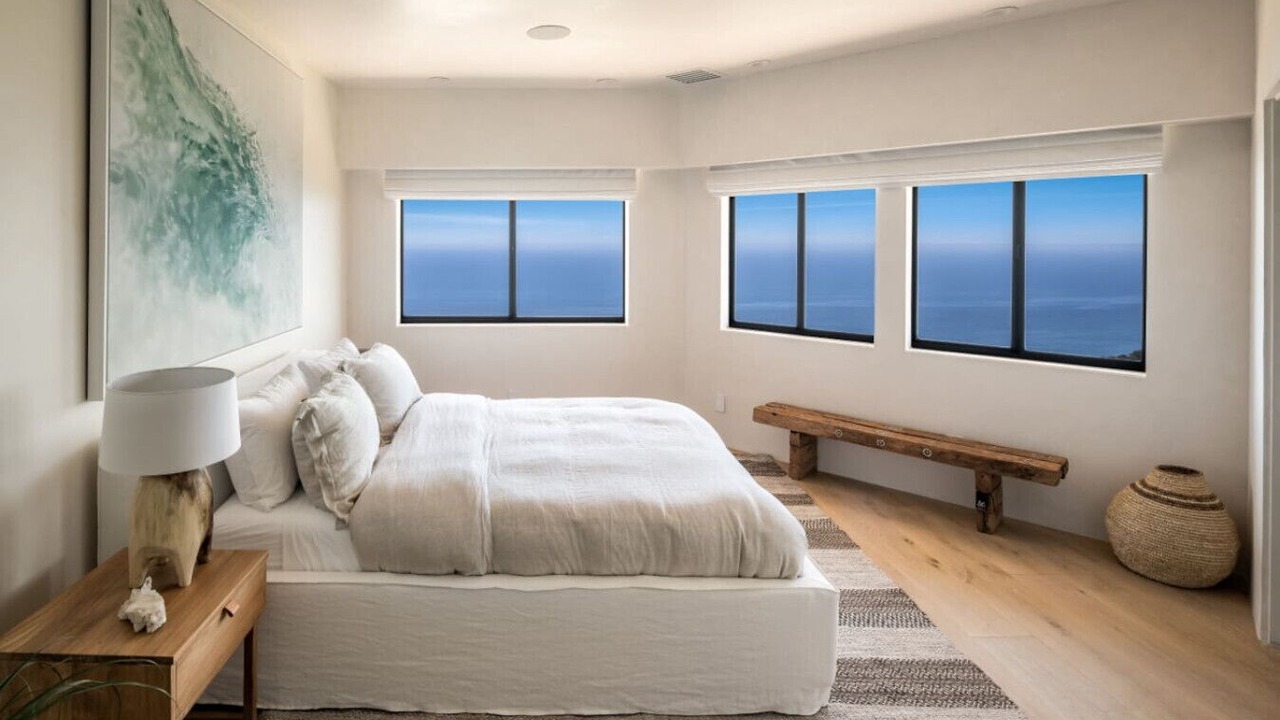 Photo of Bedroom in Western Malibu