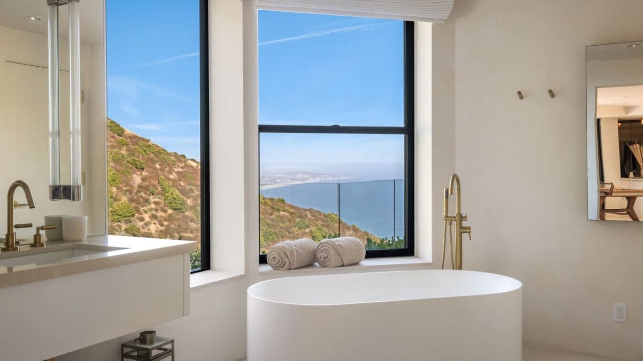 Photo of Bathroom in Western Malibu