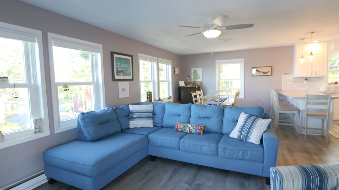 Photo of Livingroom in Jamestown