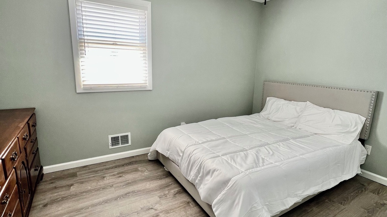Photo of Bedroom in Ortley Beach