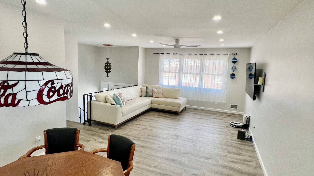 Photo of Livingroom in Ortley Beach