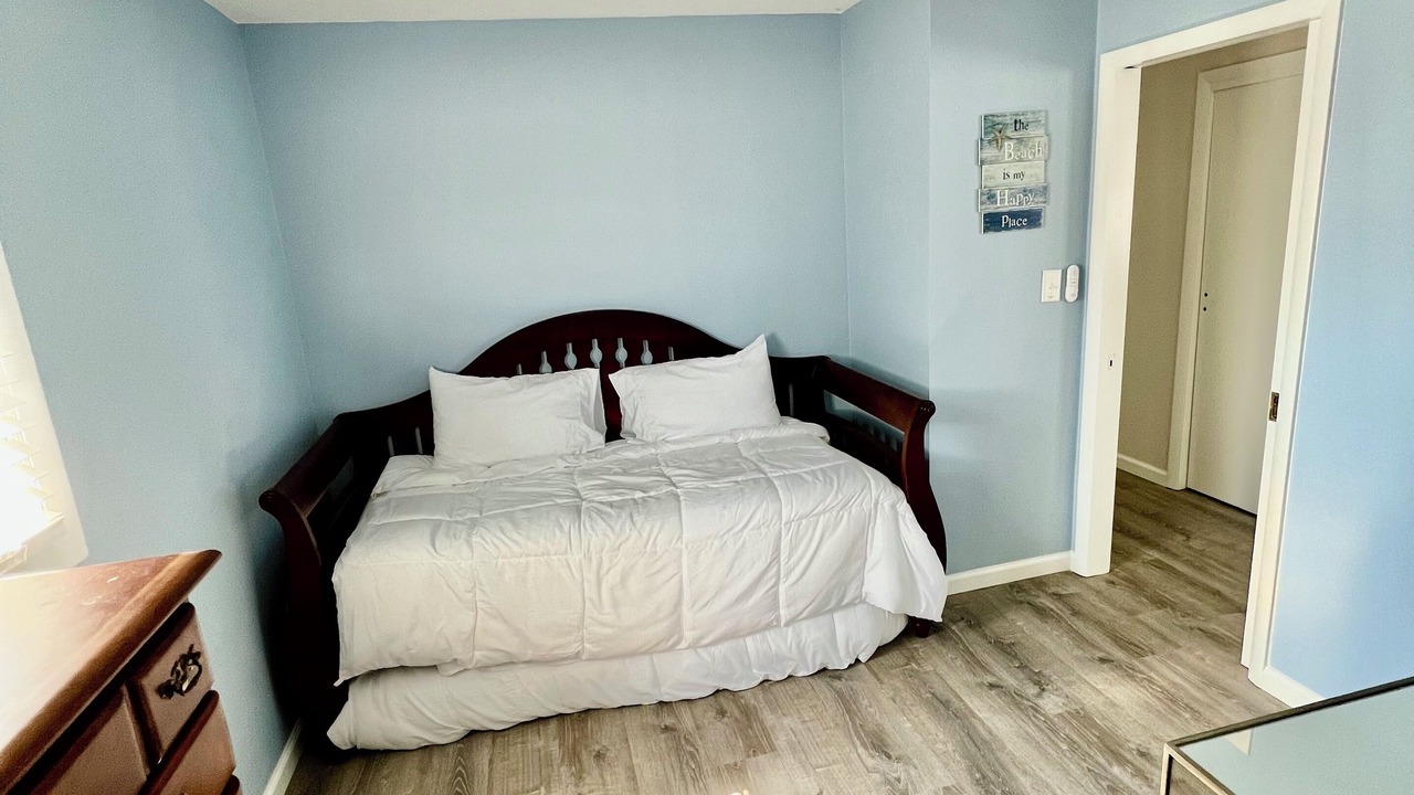 Photo of Bedroom in Ortley Beach