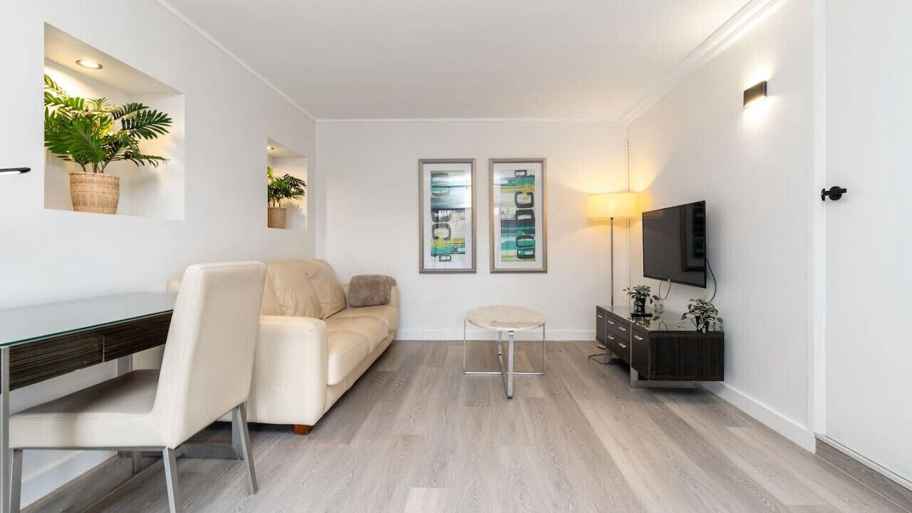 Photo of Livingroom in Crestwood