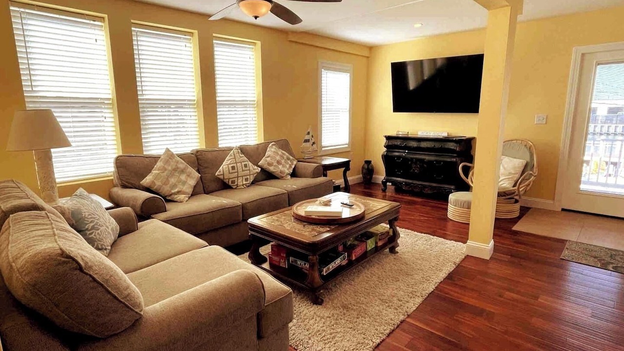 Photo of Livingroom in Ventnor City
