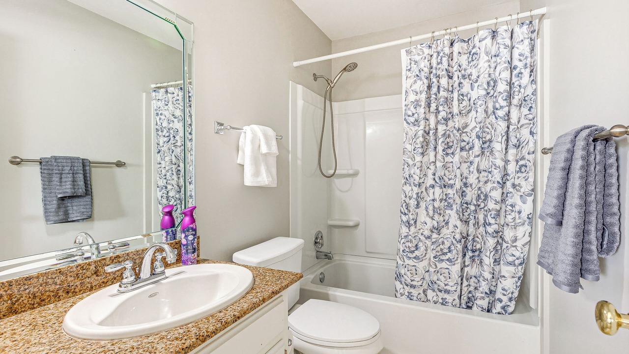 Photo of Bathroom in Mobile