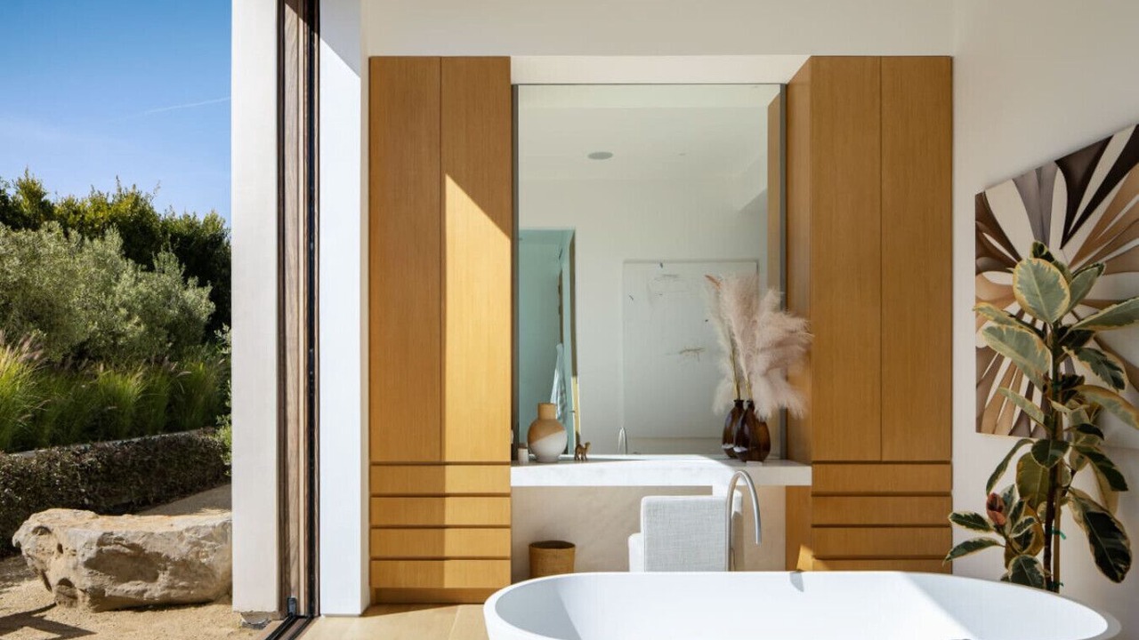 Photo of Bathroom in Central Malibu