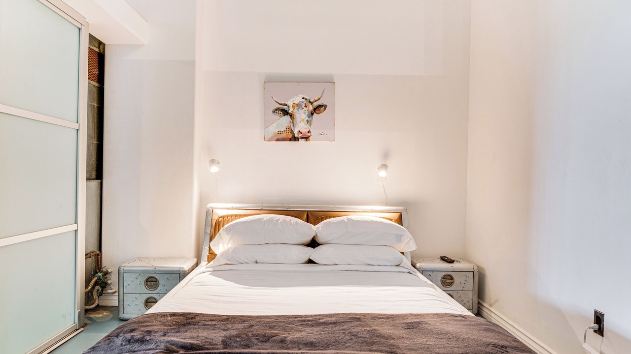 Photo of Bedroom in Historic Core