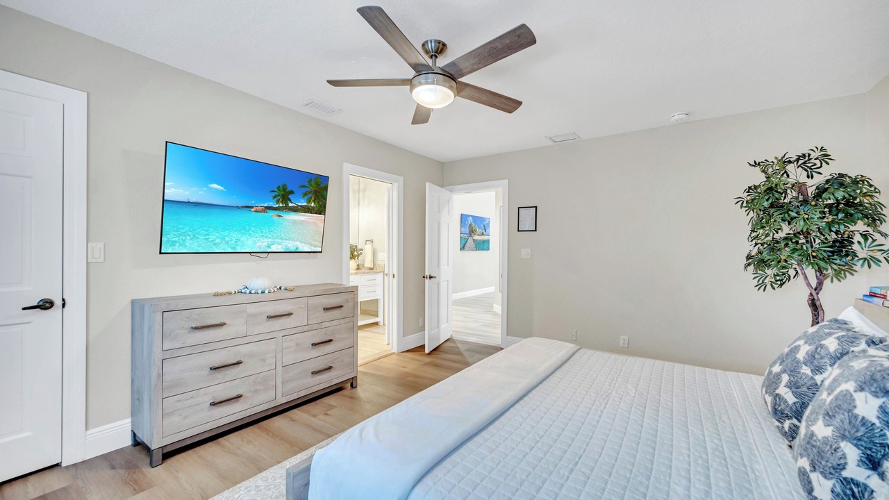 Photo of Bedroom in Harbor Beach