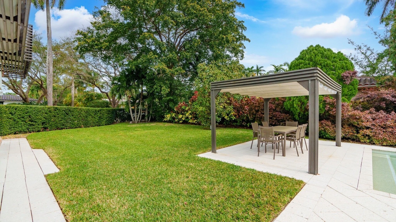 Photo of Outdoor in South Lake