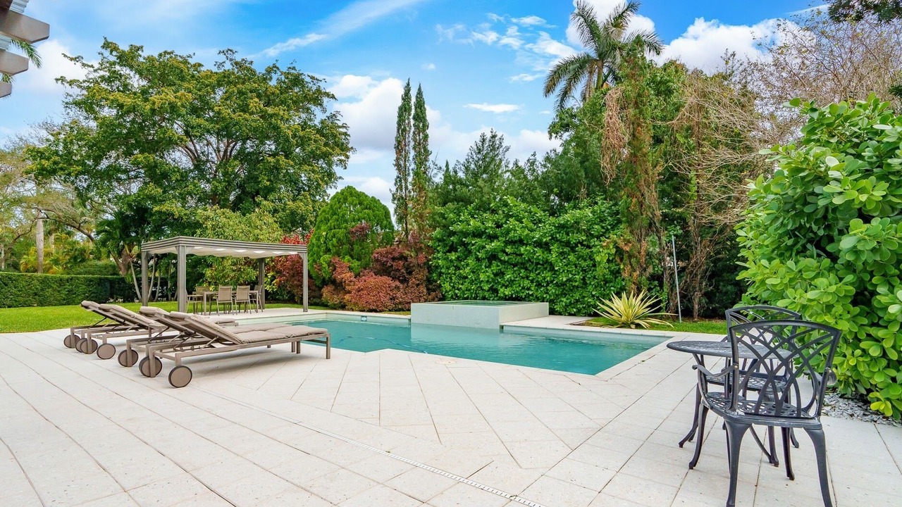 Photo of Outdoor in South Lake