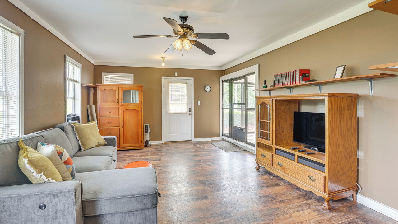 Photo of Livingroom in Stanton