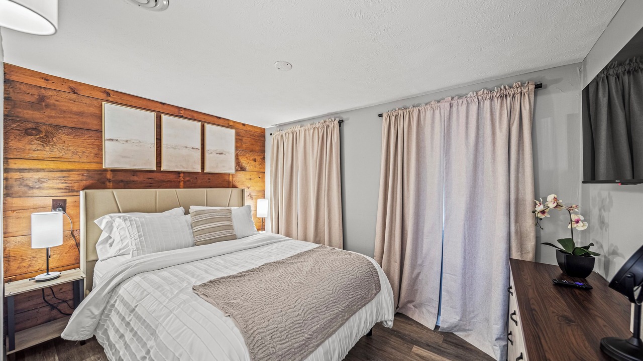 Photo of Bedroom in Geneva-on-the-Lake
