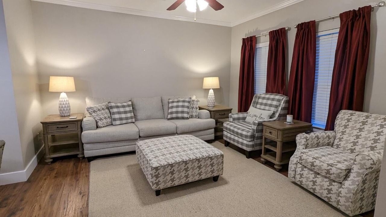Photo of Livingroom in Tuscaloosa
