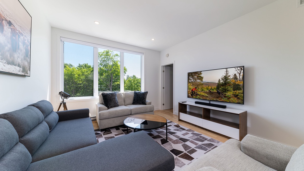 Photo of Livingroom in Petite-Riviere-Saint-Francois