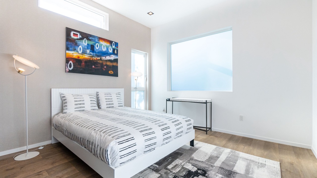 Photo of Bedroom in Valley Village