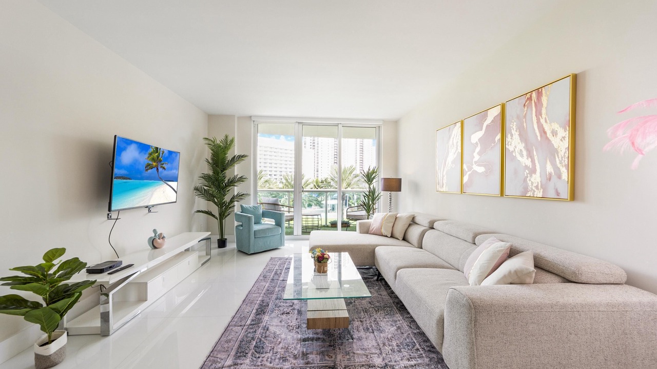 Photo of Bedroom in Aventura