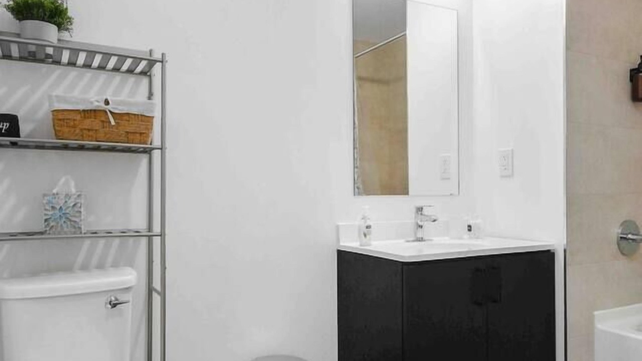 Photo of Bathroom in Orange