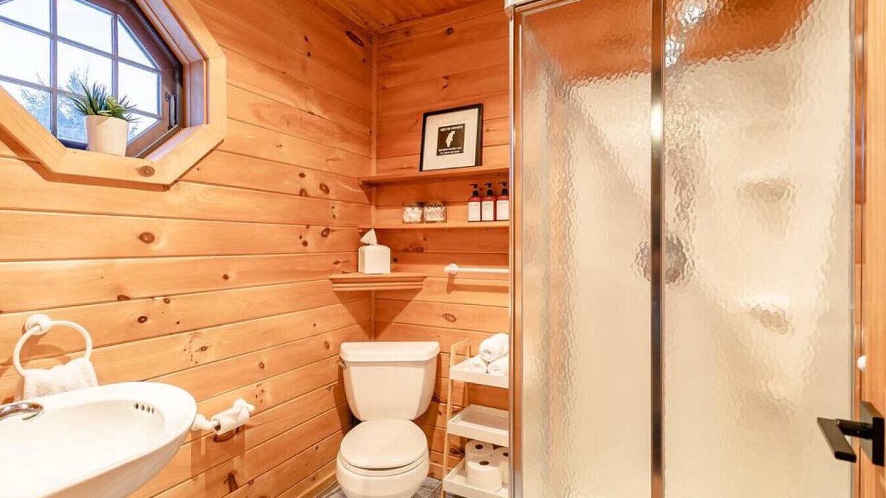 Photo of Bathroom in Naples