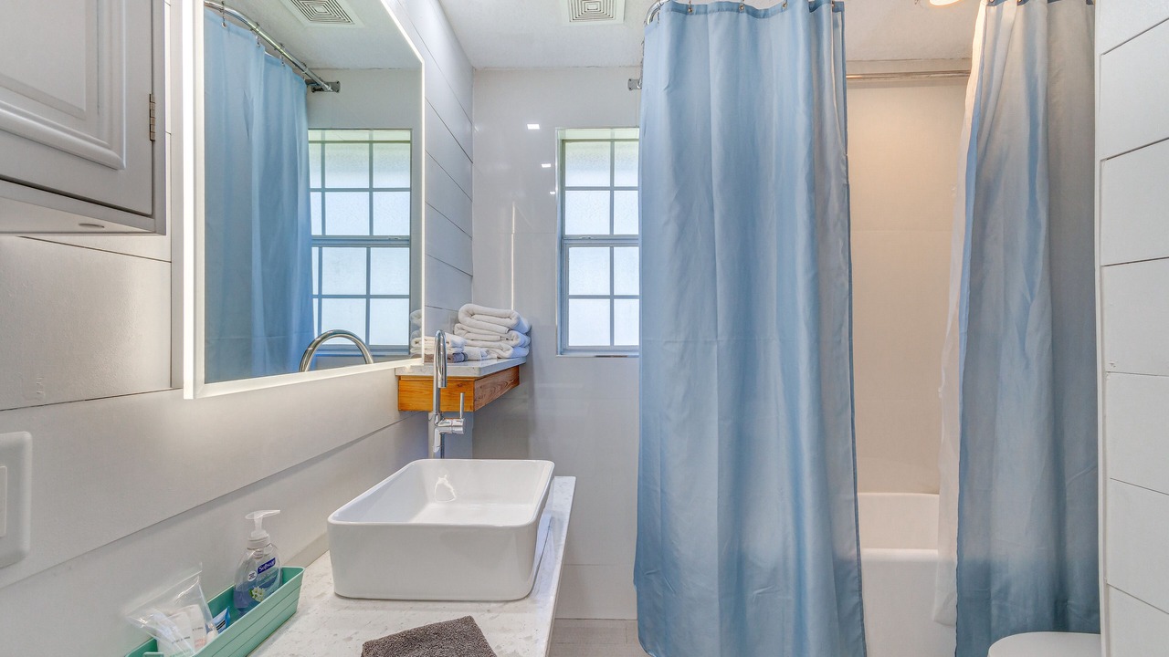 Photo of Bathroom in East Hill
