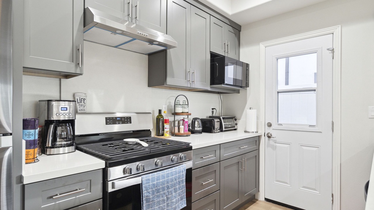 Photo of Kitchen in Midway City