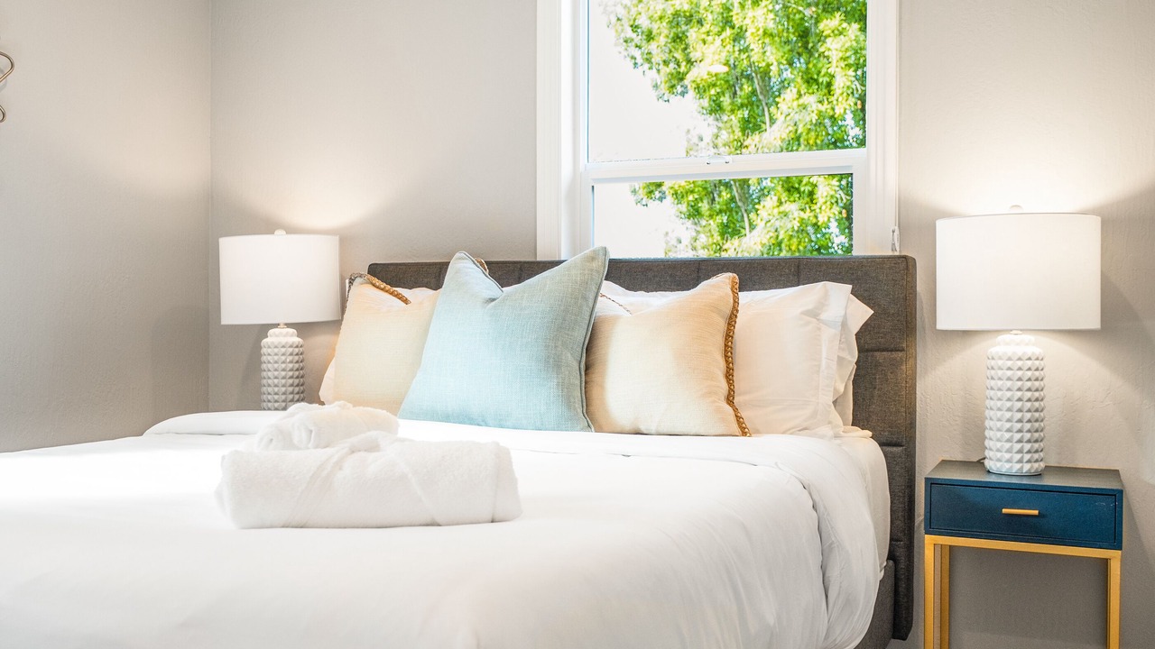 Photo of Bedroom in Los Gatos