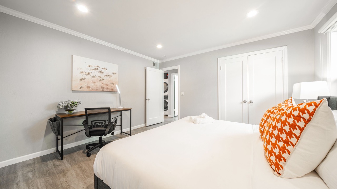 Photo of Bedroom in Los Gatos