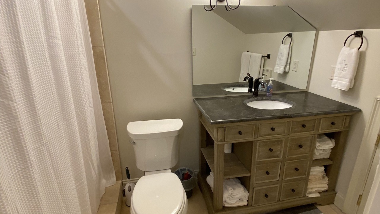 Photo of Bathroom in Oxford
