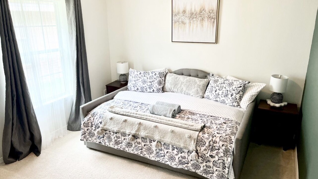 Photo of Bedroom in Westside