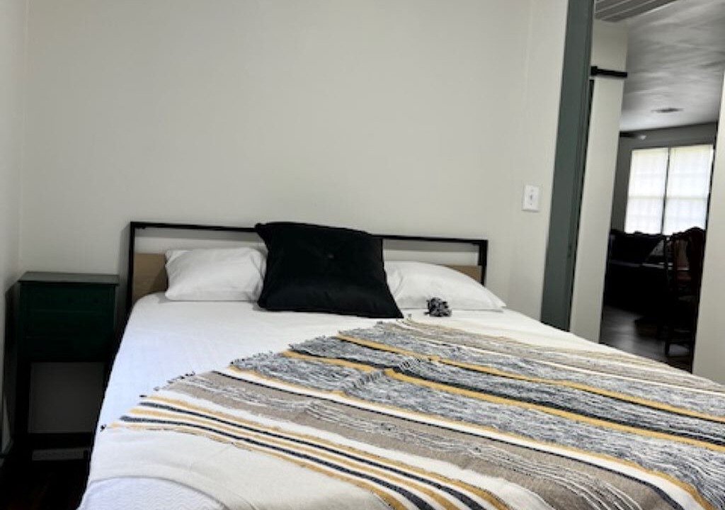 Photo of Bedroom in Troy