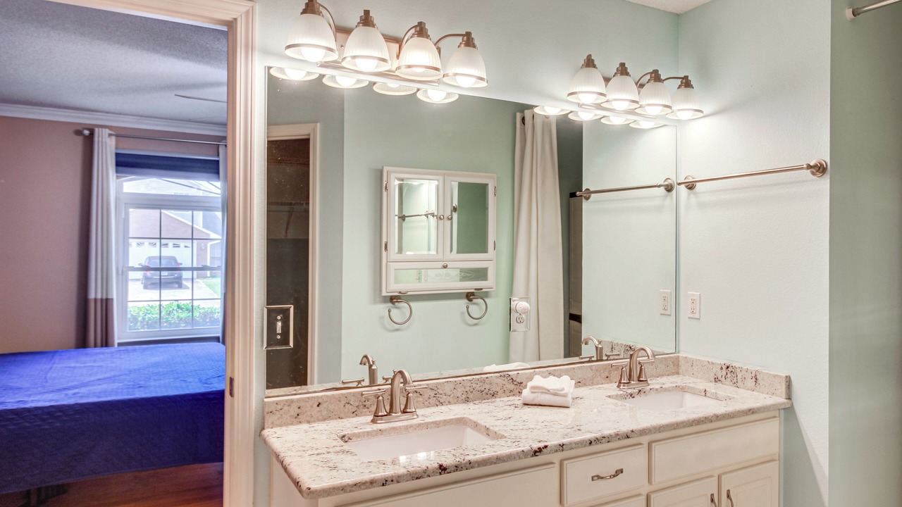 Photo of Bathroom in Ono Island