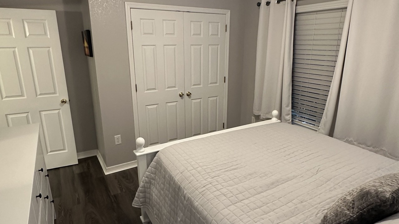 Photo of Bedroom in Northeast Pensacola
