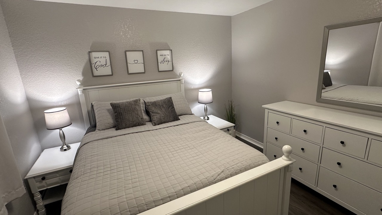 Photo of Bedroom in Northeast Pensacola