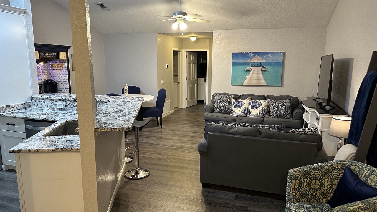 Photo of Livingroom in Northeast Pensacola