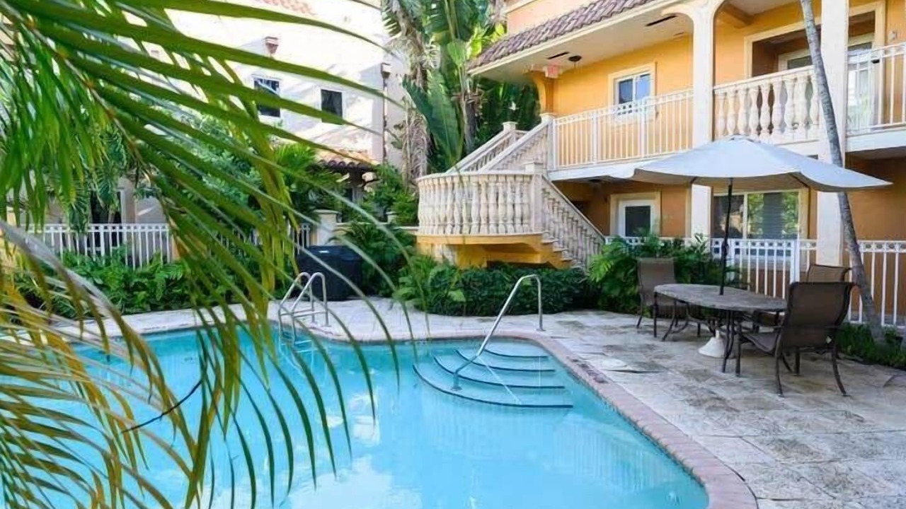 Photo of Outdoor in Hendricks and Venice Isles