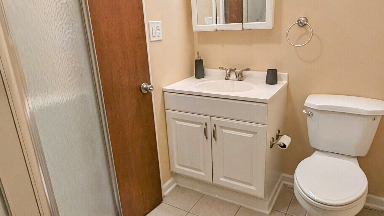 Photo of Bathroom in Eggertsville