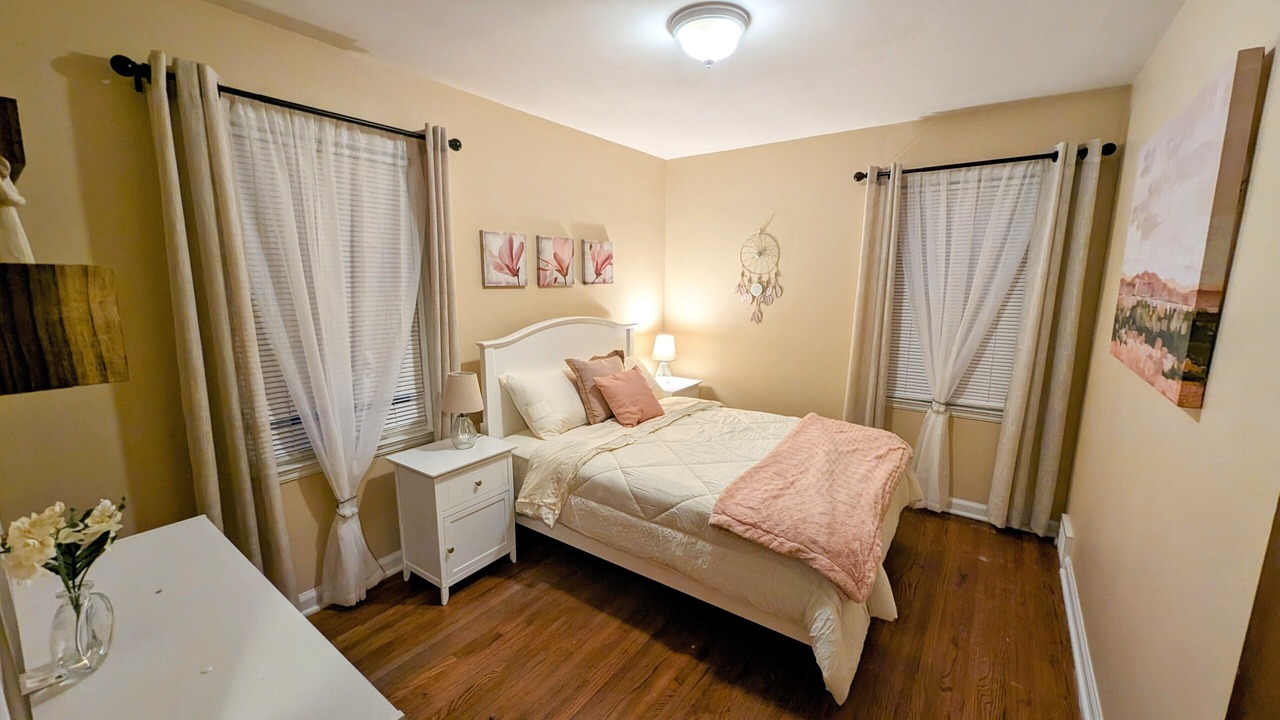 Photo of Bedroom in Eggertsville