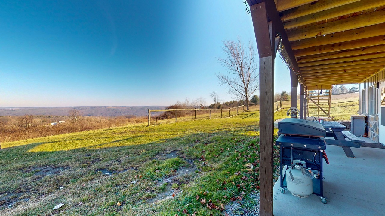 Photo of Patio Balcony in Prattsburgh